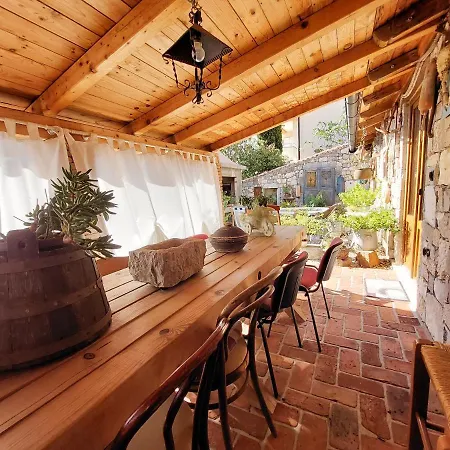 House Rustic Heaven Holiday home Novi Vinodolski