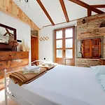 Vikendica House Rustic Heaven *
