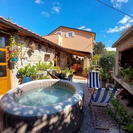 House Rustic Heaven Semesterbostad