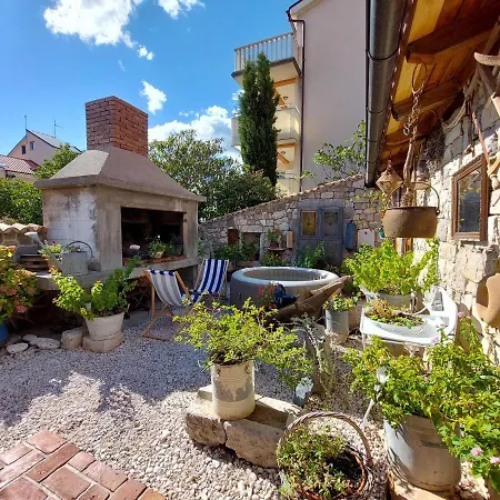 House Rustic Heaven Holiday home Novi Vinodolski