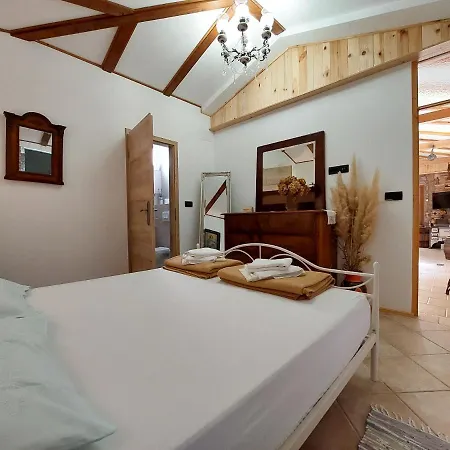 House Rustic Heaven Semesterbostad *