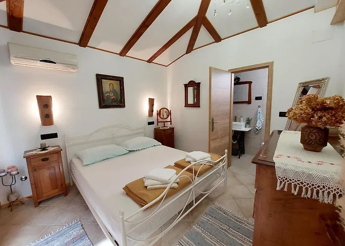 House Rustic Heaven * Novi Vinodolski