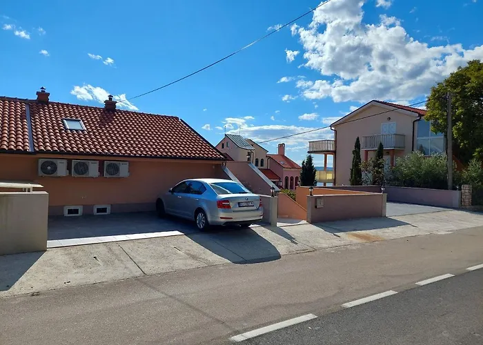 بيت للعطل House Rustic Heaven *